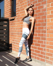 Load image into Gallery viewer, Tidal Shift Leggings - White

