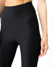 Load image into Gallery viewer, Gently Bentley Leggings - Black
